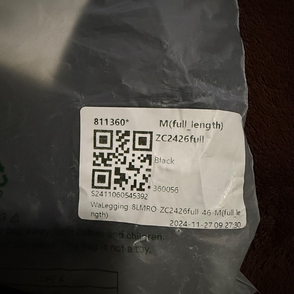 Halara Seamless Flow High Waisted Butt Lifting Leggings Black Size Med 7/8- New - Picture 6 of 6